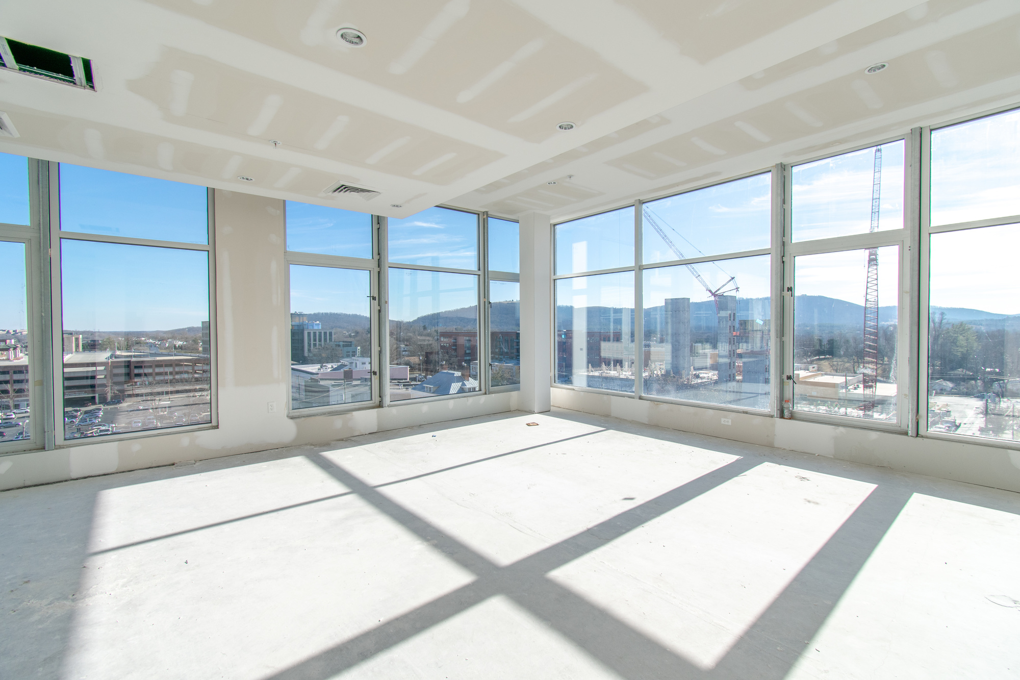 Sample photo showing Unit 705 2 BR / 2.5 BA